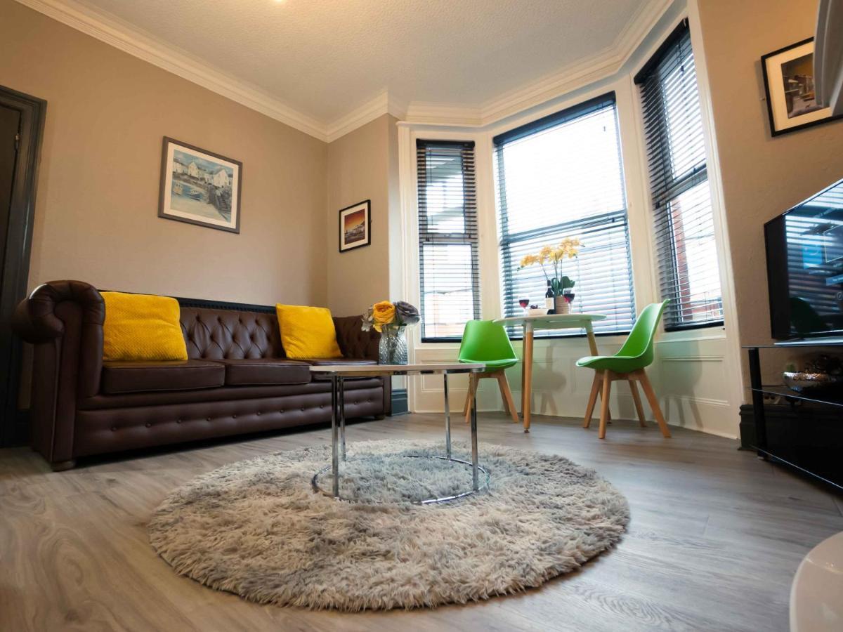 Pass The Keys Amazing, Newly Renovated 5Bedroom House Sleeps 10 Скарборо Экстерьер фото