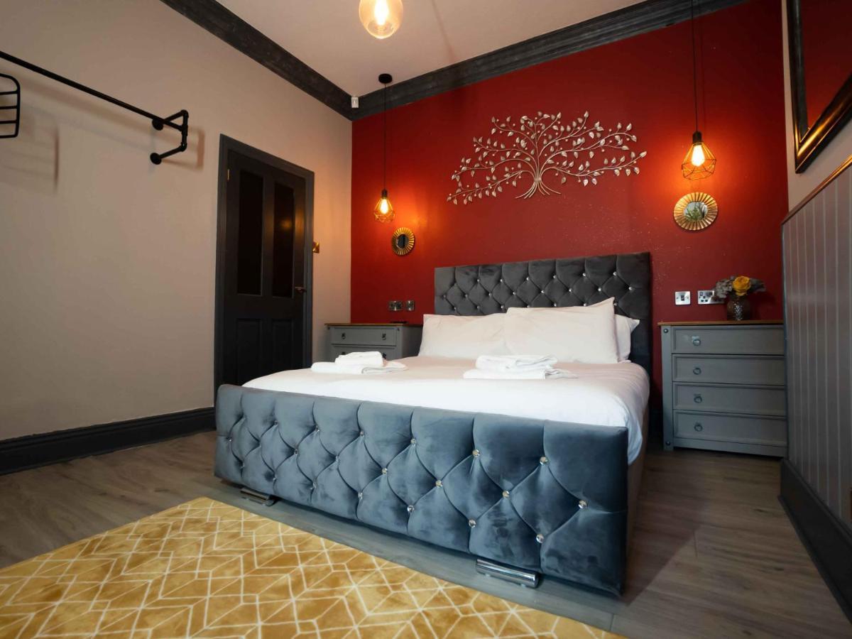 Pass The Keys Amazing, Newly Renovated 5Bedroom House Sleeps 10 Скарборо Экстерьер фото